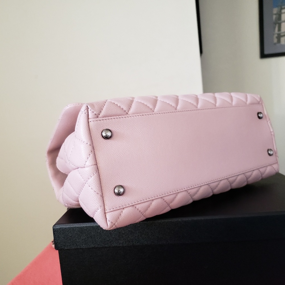 CHANEL COCO HANDLE PINK CAVIAR SMALL BAG - Picture 2 of 8